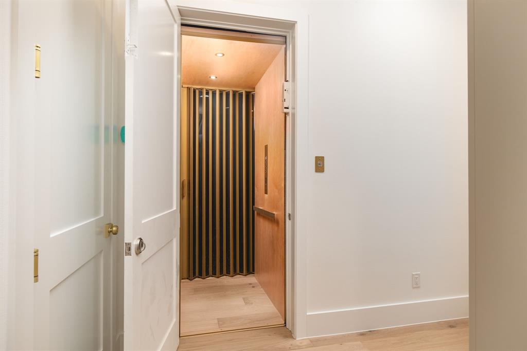 2964 Kosse Court Grapevine, TX 76051 - Photo 17 of 40 private elevator
