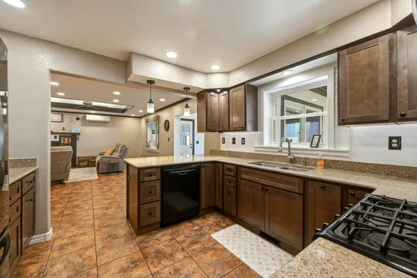 $840,000 | 2869 West 5th Street, Sheridan, WY 82801