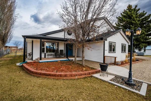 $840,000 | 2869 West 5th Street, Sheridan, WY 82801