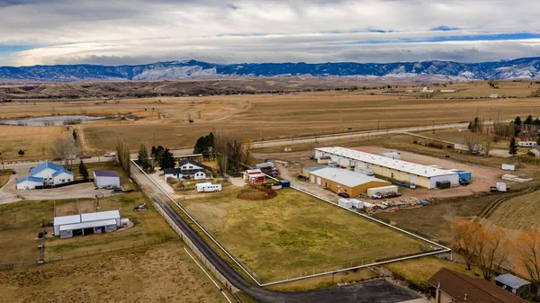 $840,000 | 2869 West 5th Street, Sheridan, WY 82801