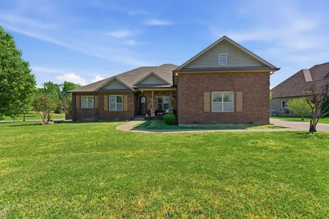 $899,900 | 605 Concord Drive, Gallatin, TN 37066