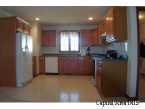 3608 Prairie Smoke Court Springfield, IL 62712 - Photo 6 of 9