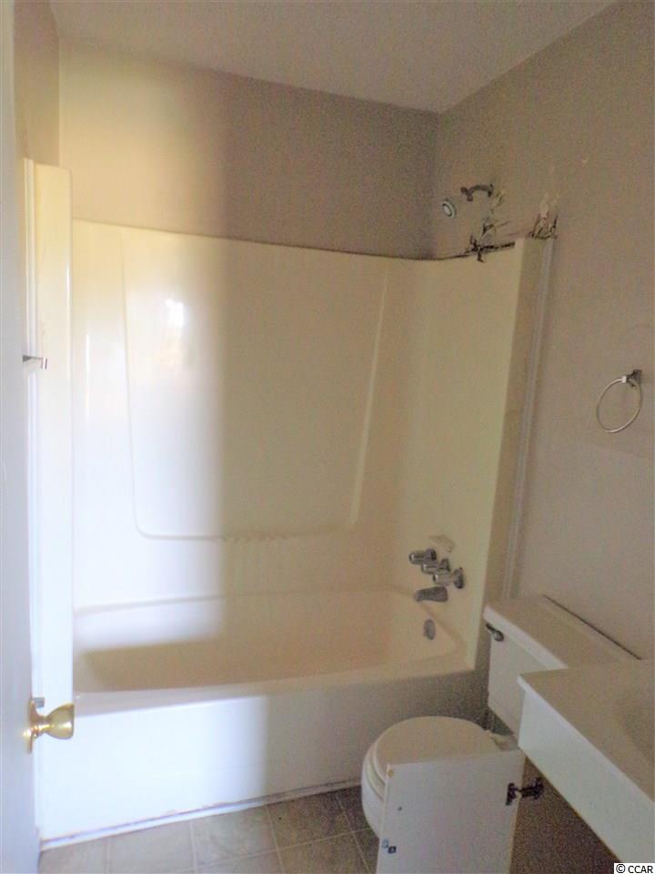 1417 Country Manor Road Darlington, SC 29532 - Photo 11 of 13 Gallery Image 11