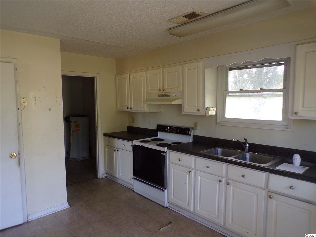 1417 Country Manor Road Darlington, SC 29532 - Photo 7 of 13 Gallery Image 7