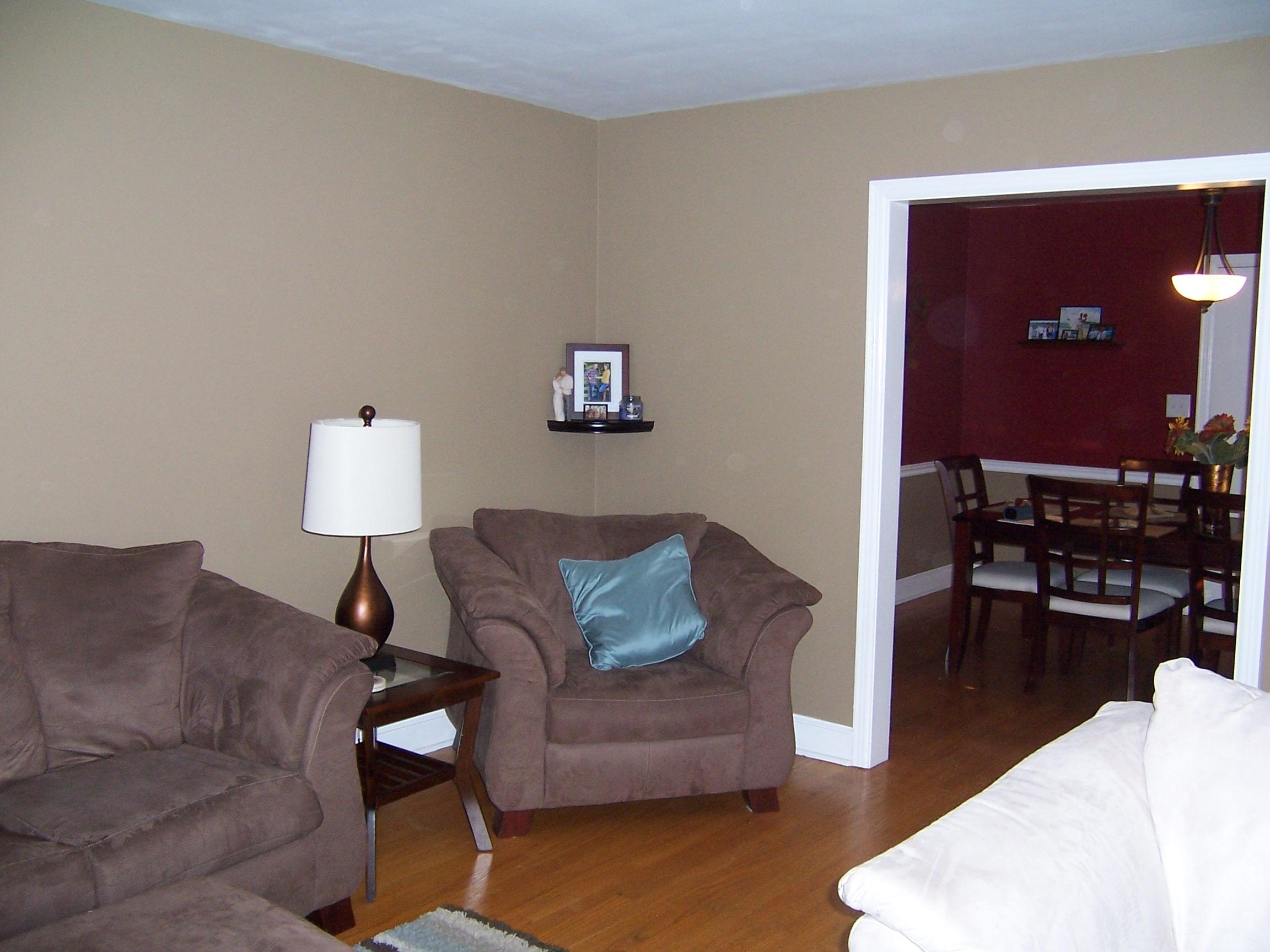 1928 Airview Road Southwest Roanoke, VA 24018 - Photo 2 of 30 Living Room
