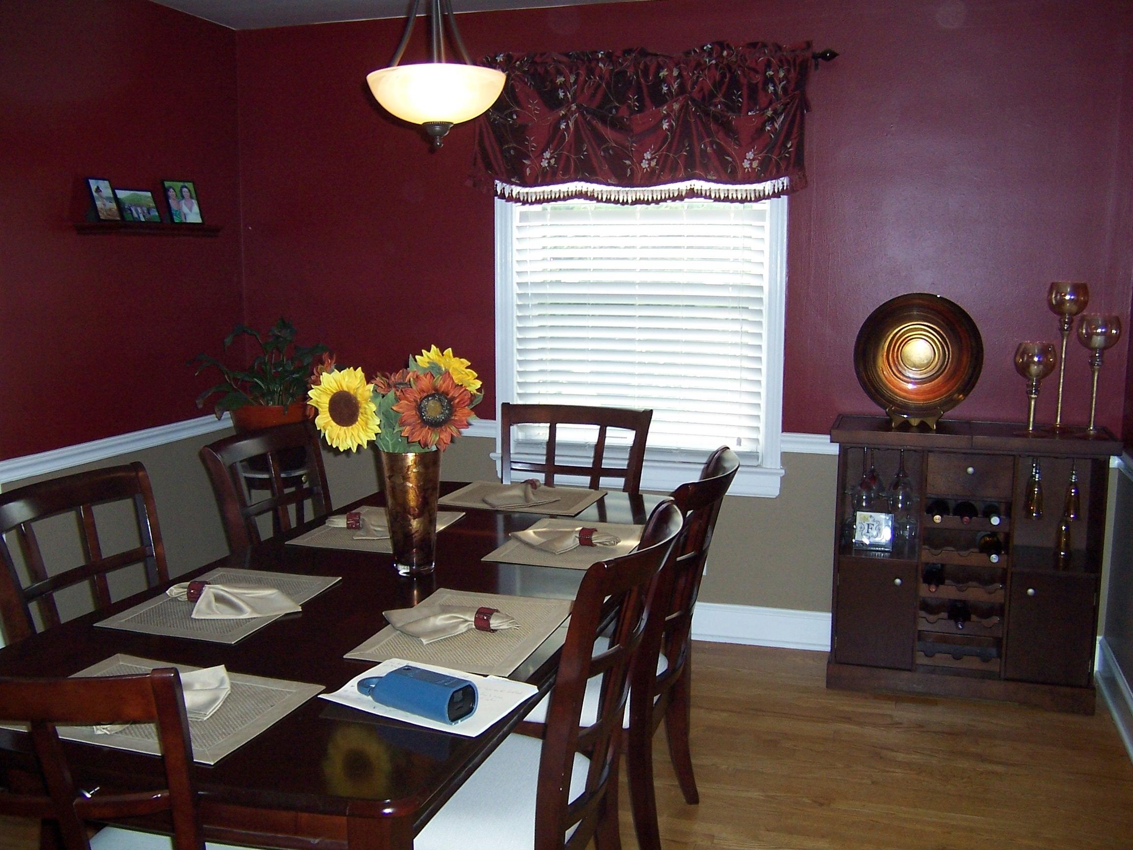 1928 Airview Road Southwest Roanoke, VA 24018 - Photo 6 of 30 Dining Room