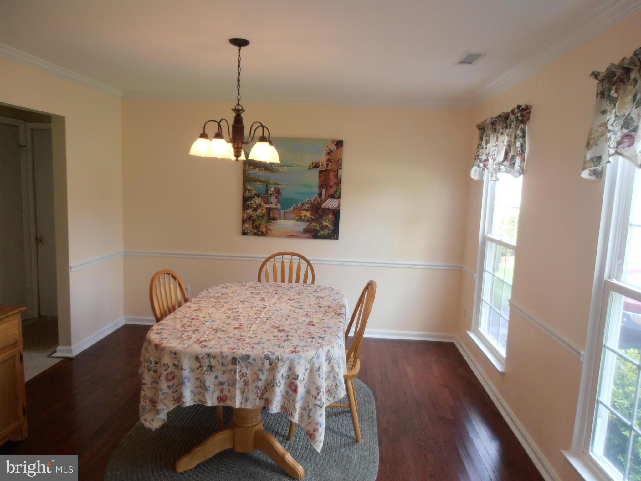 10216 Racquet Circle Manassas, VA 20110 - Photo 11 of 29 Dining Room
