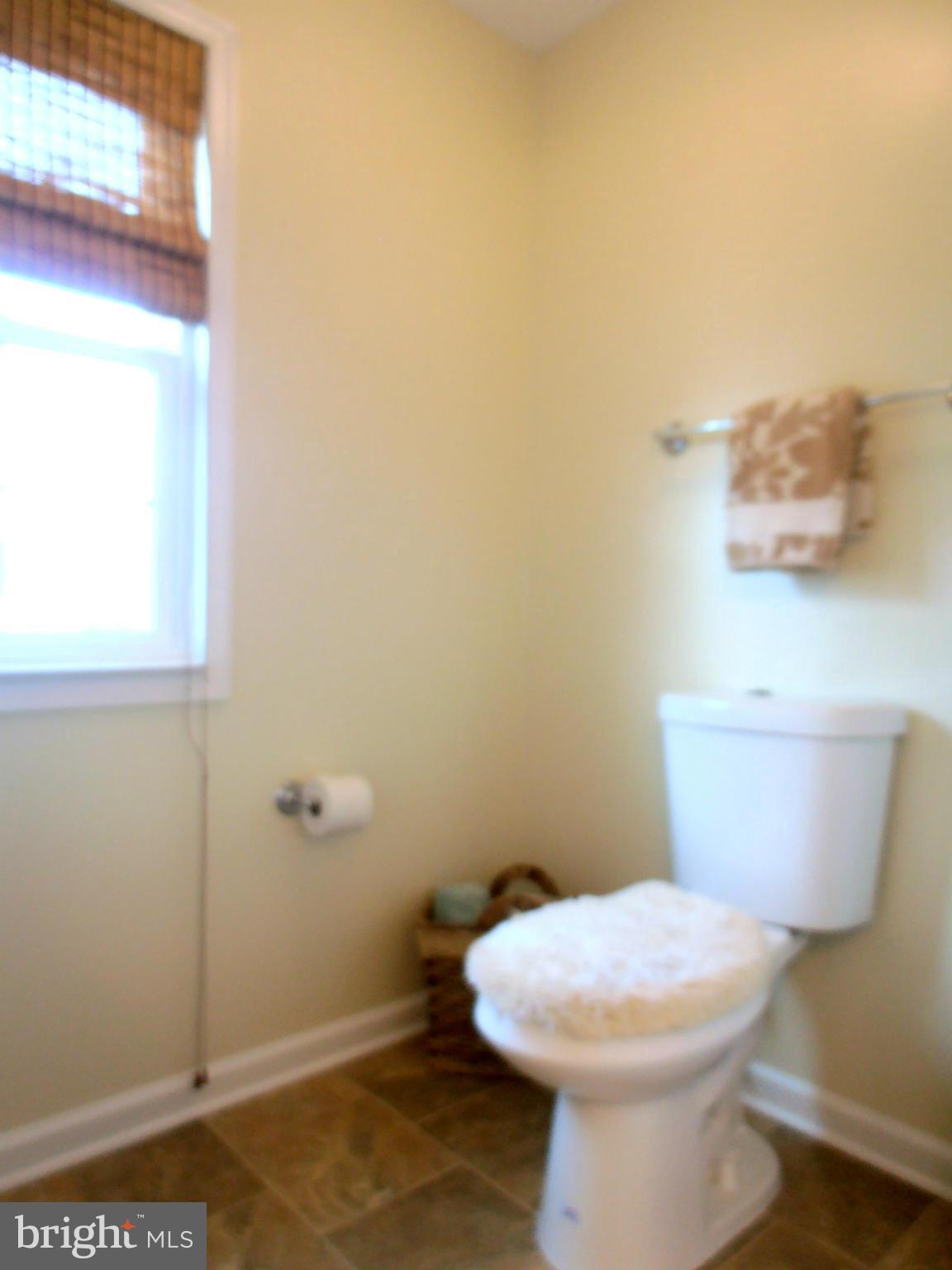 10216 Racquet Circle Manassas, VA 20110 - Photo 16 of 29 Bath