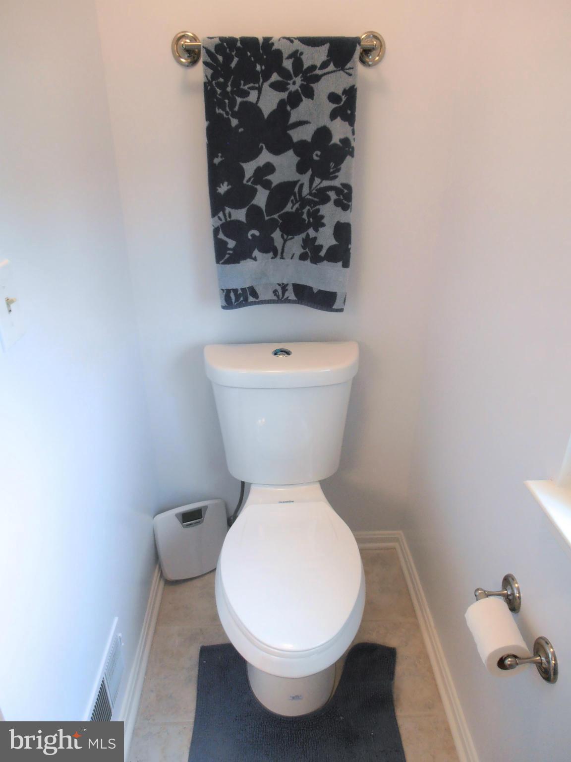10216 Racquet Circle Manassas, VA 20110 - Photo 25 of 29 Bath (Master)