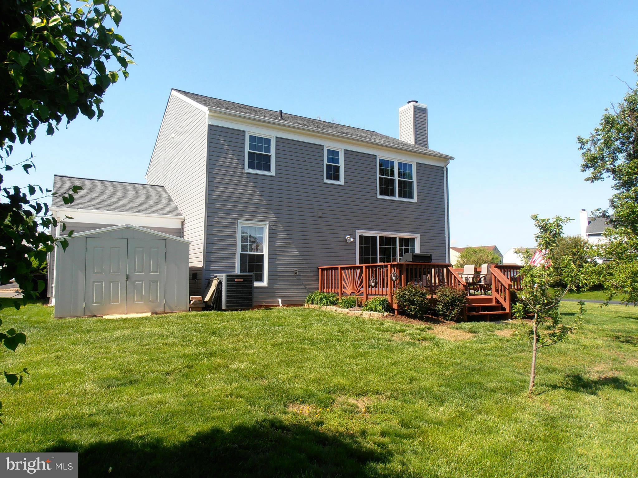 10216 Racquet Circle Manassas, VA 20110 - Photo 29 of 29 Exterior (Rear)