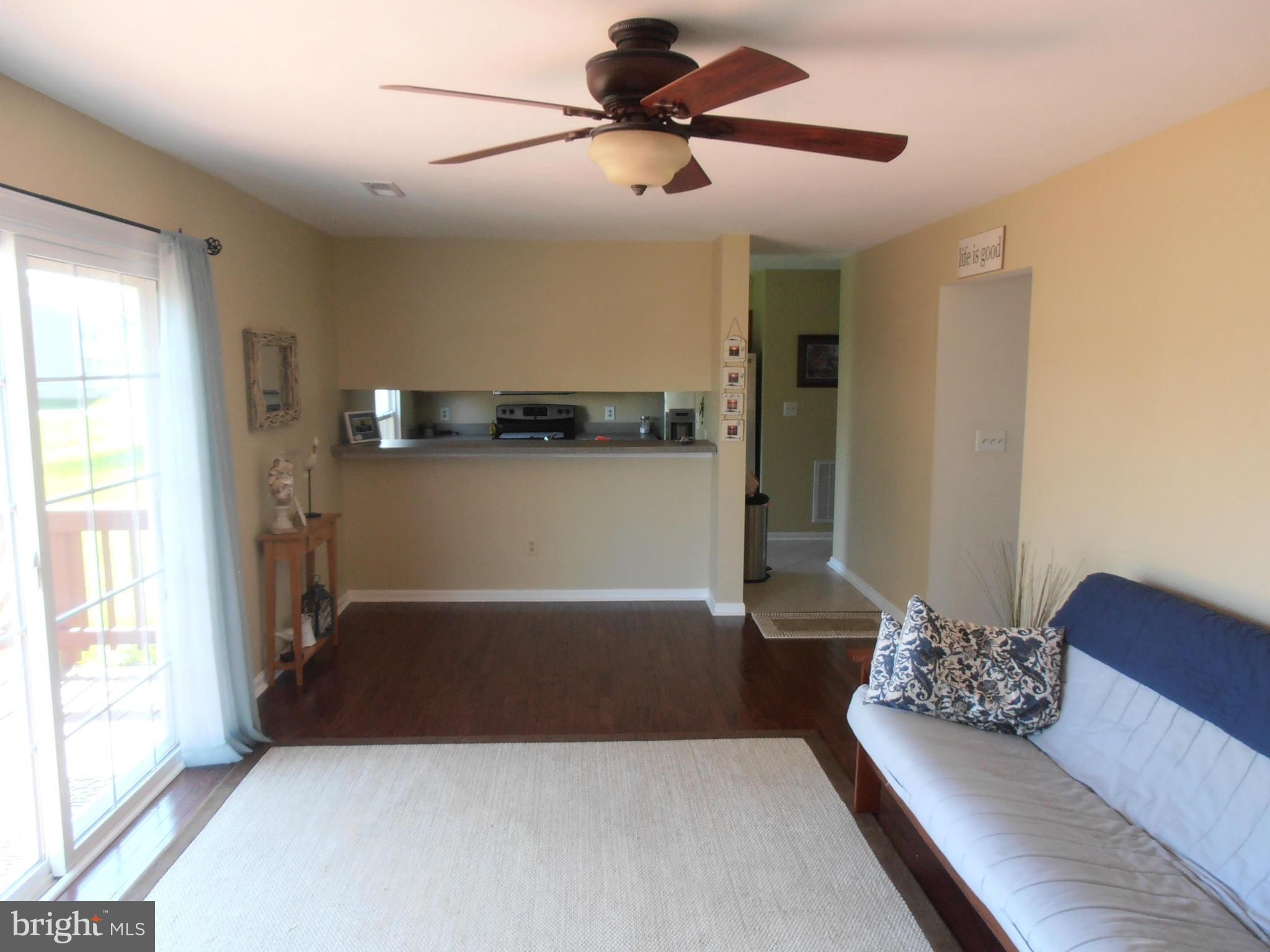 10216 Racquet Circle Manassas, VA 20110 - Photo 7 of 29 Family Room