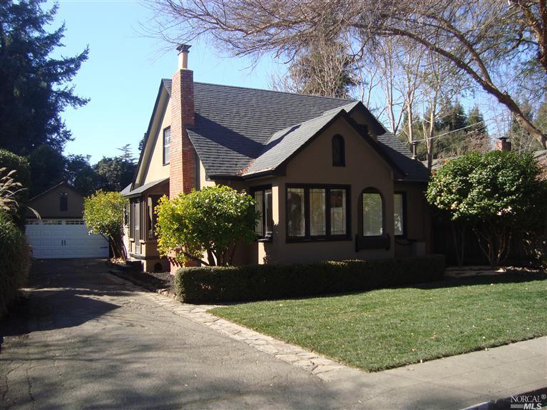 515 Talbot Avenue Santa Rosa, CA 95405 - Photo 1 of 1 a front view of a house with a yard