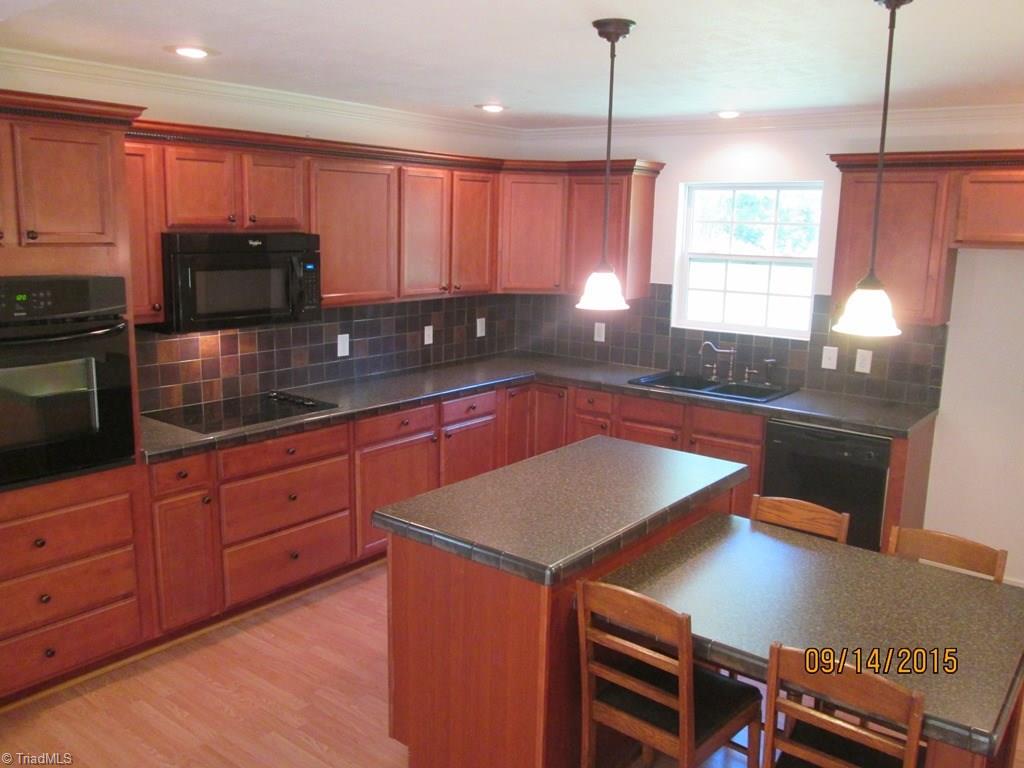 304 Briles-Hunt Road Denton, NC 27239 - Photo 10 of 26 Gallery Image 10
