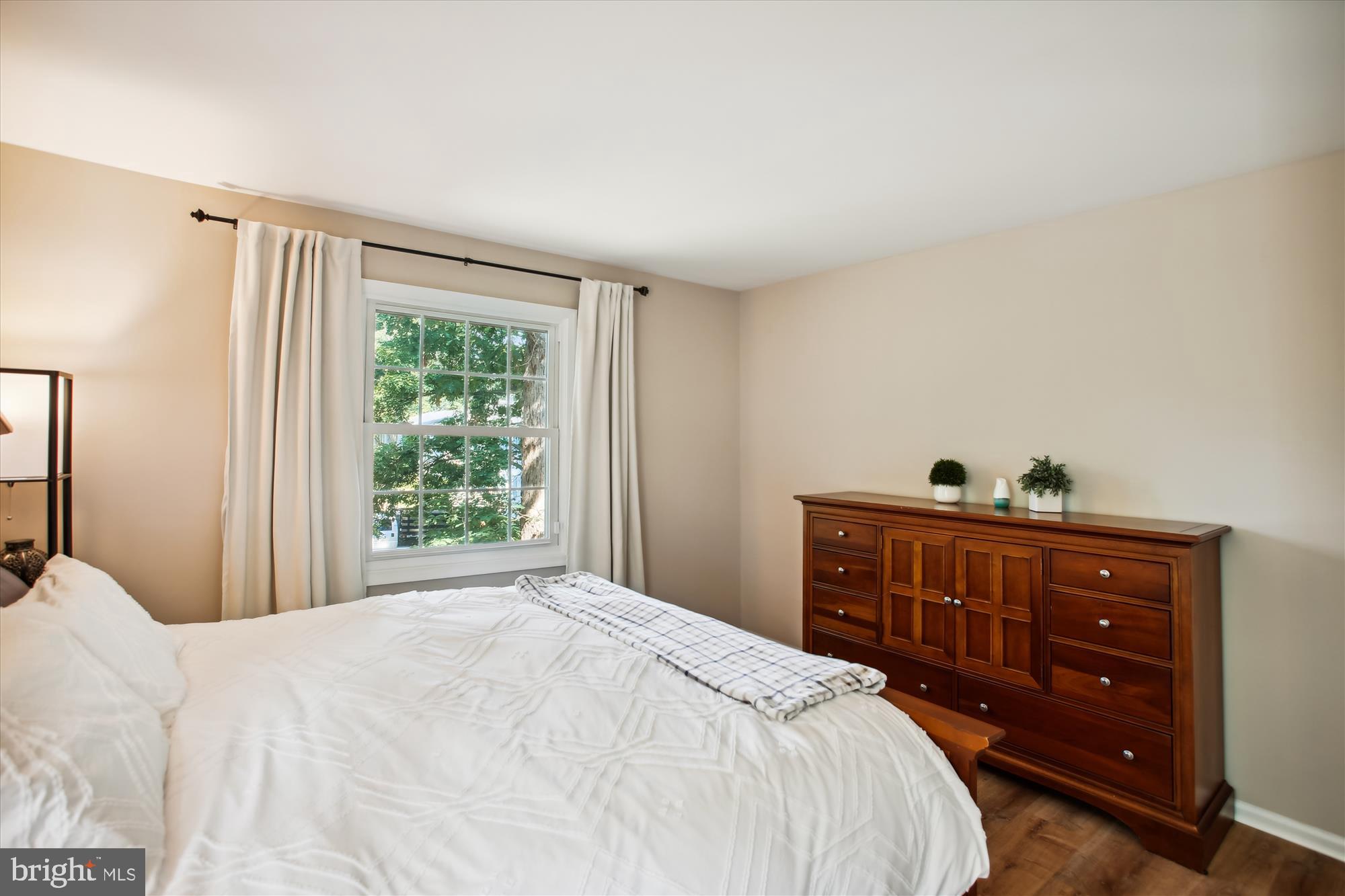5904 C Kingsford Road, Unit 416 Springfield, VA 22152 - Photo 13 of 44 Primary Bedroom
