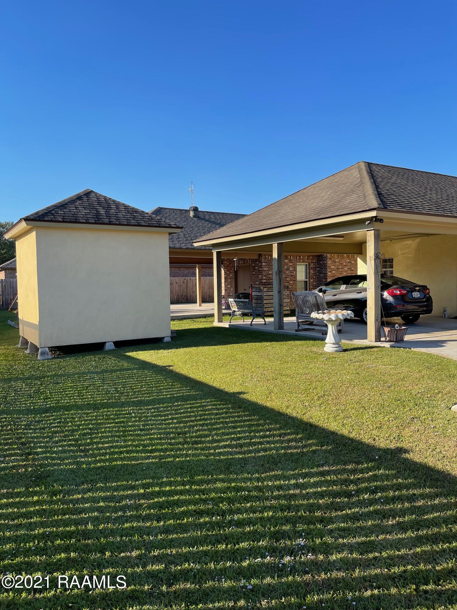 816 Russo Road New Iberia, LA 70563 - Photo 3 of 19 IMG_5430