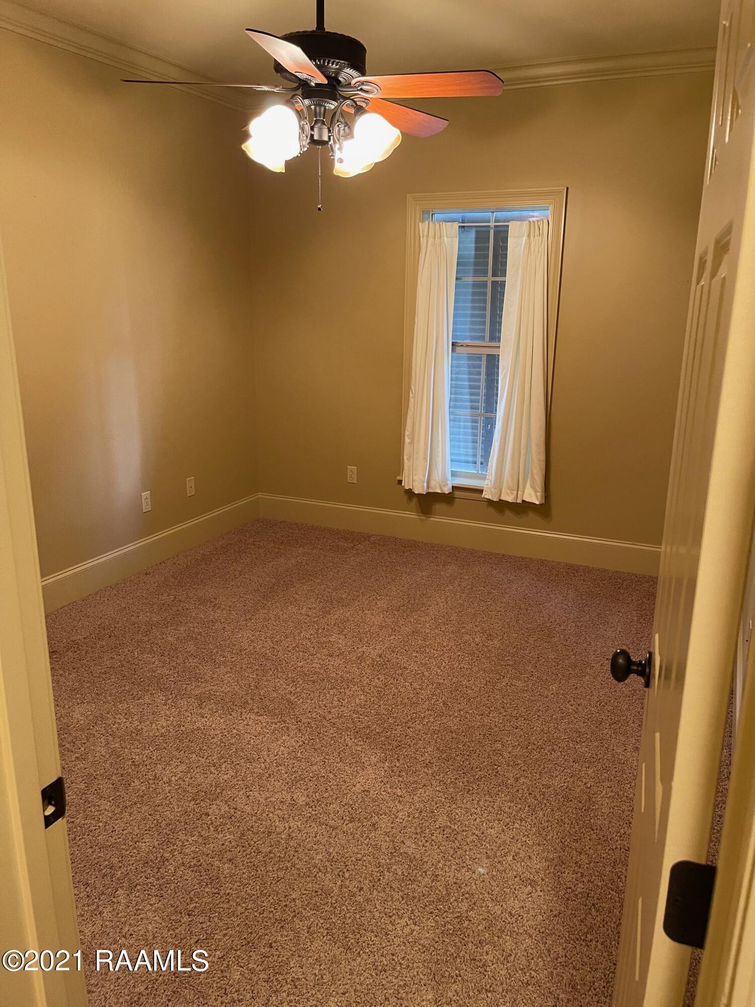 816 Russo Road New Iberia, LA 70563 - Photo 9 of 19 IMG_5416