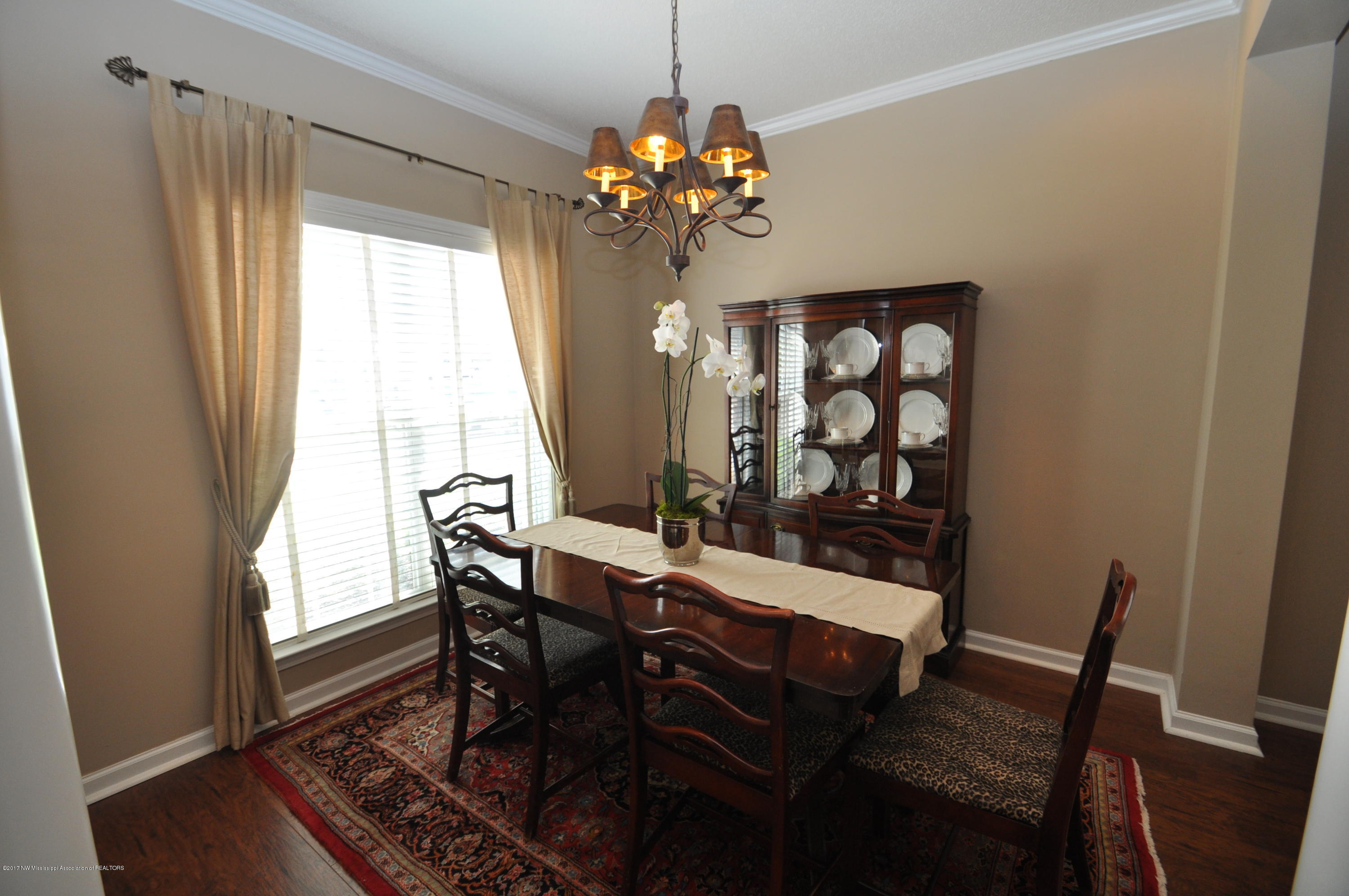 1285 Ridge Cove Hernando, MS 38632 - Photo 3 of 15 DSC_0246