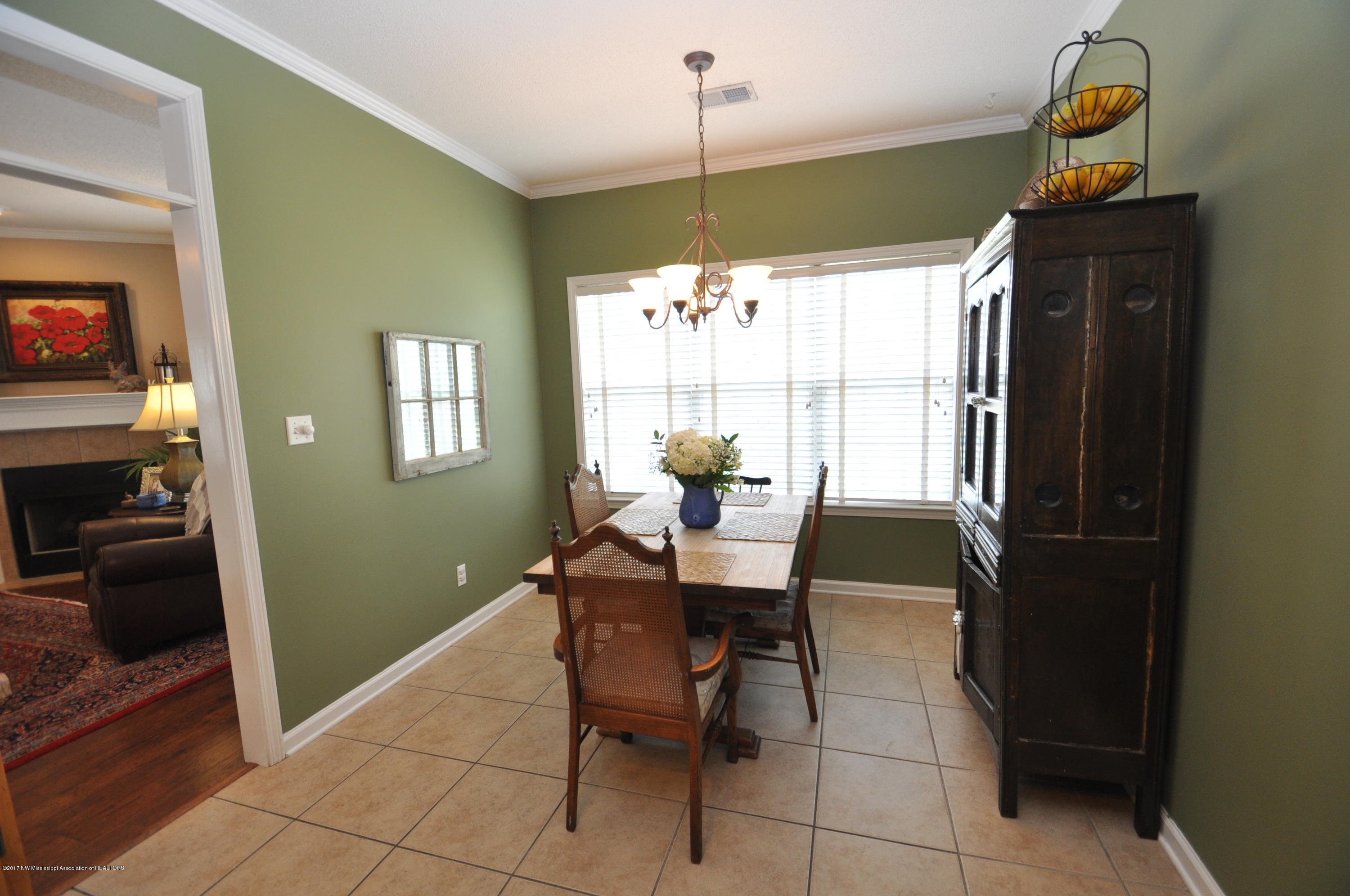 1285 Ridge Cove Hernando, MS 38632 - Photo 6 of 15 DSC_0239