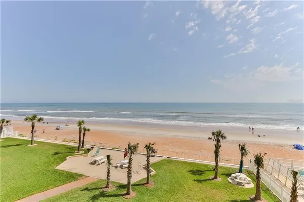 $375,000 | 1133 Ocean Shore Boulevard, Unit 302, Ormond Beach, FL 32176