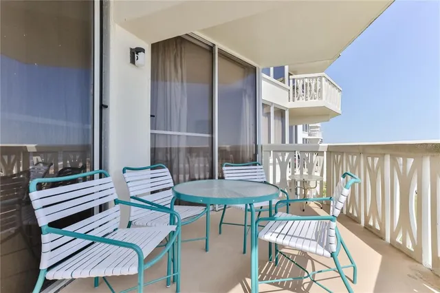 $375,000 | 1133 Ocean Shore Boulevard, Unit 302, Ormond Beach, FL 32176