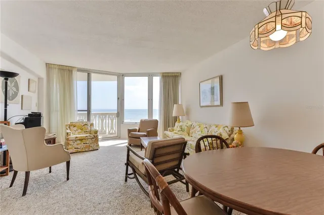 $375,000 | 1133 Ocean Shore Boulevard, Unit 302, Ormond Beach, FL 32176