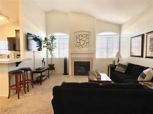 $1,695 | 1830 North Buffalo Drive, Unit 2094, Las Vegas, NV 89128