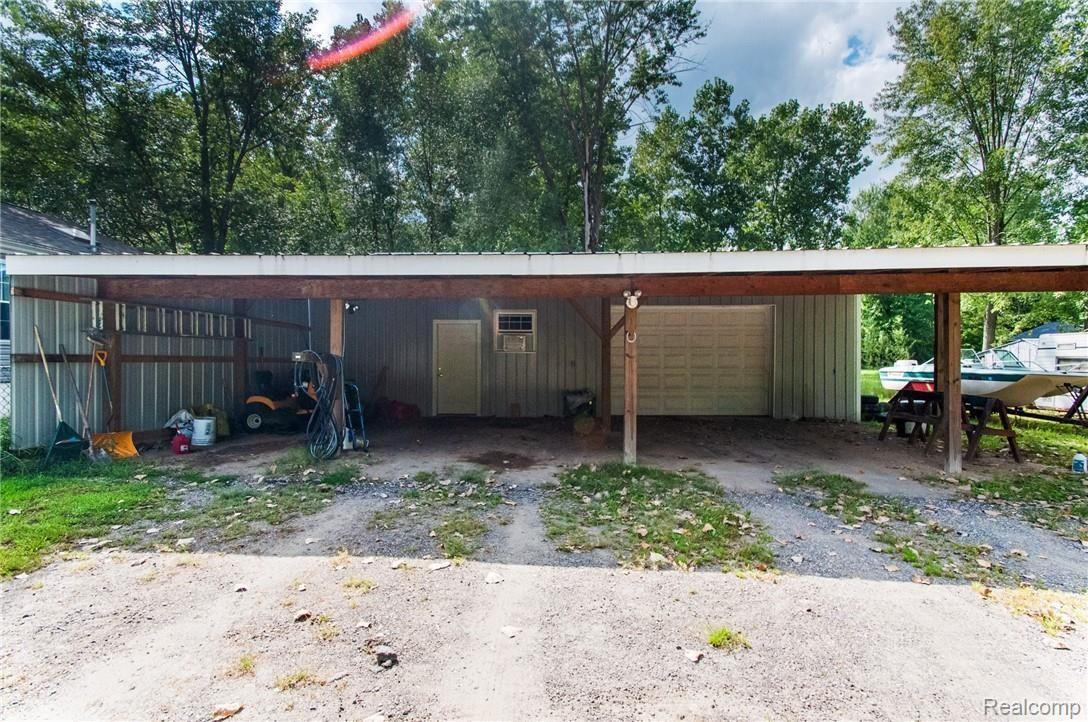 46030 Arkona Road Belleville, MI 48111 - Photo 29 of 36 ArkonaRd_46030_Back_03.jpg