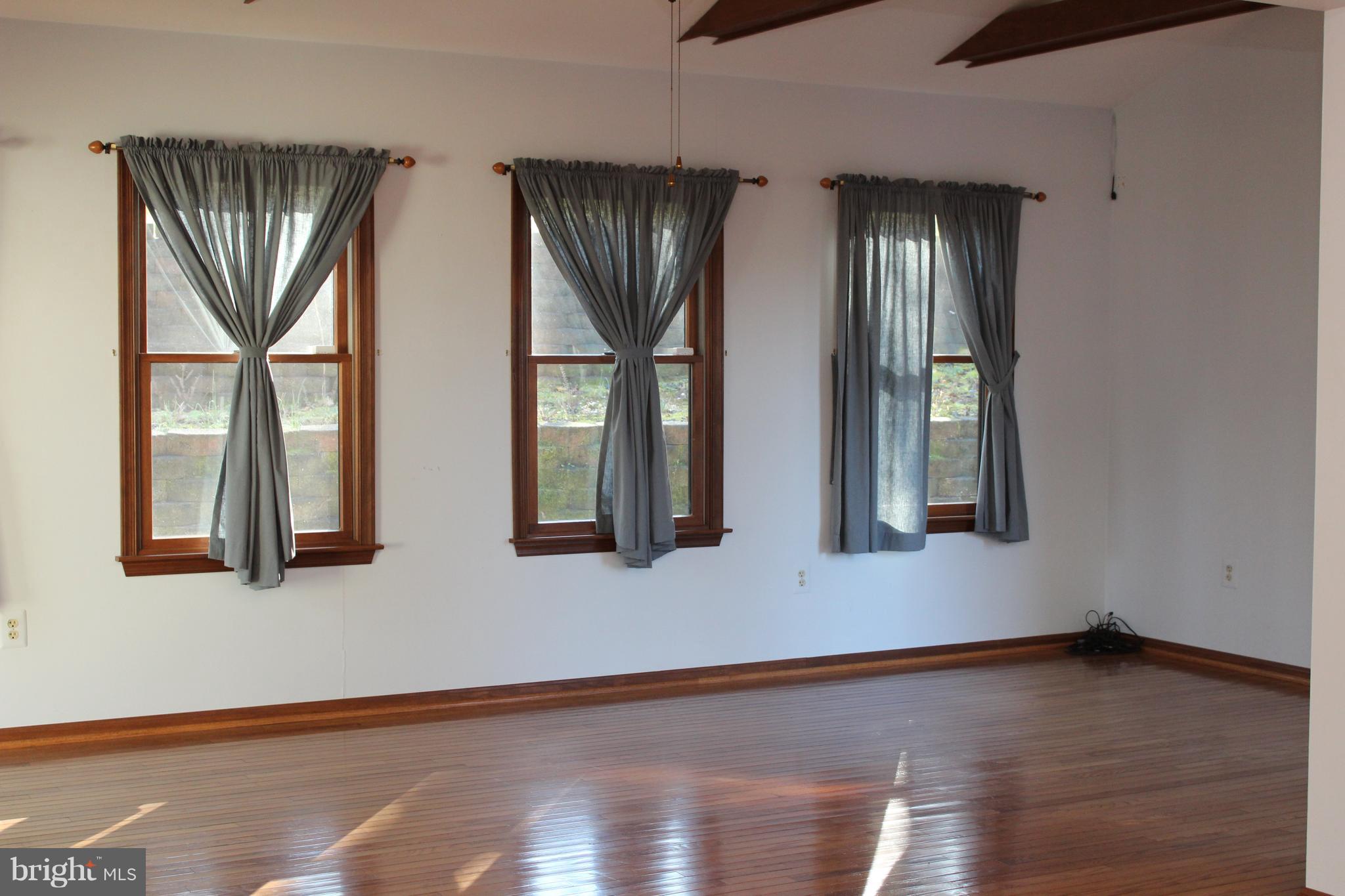 7760 Estevez Road La Plata, MD 20646 - Photo 25 of 89 Lots of light in family room