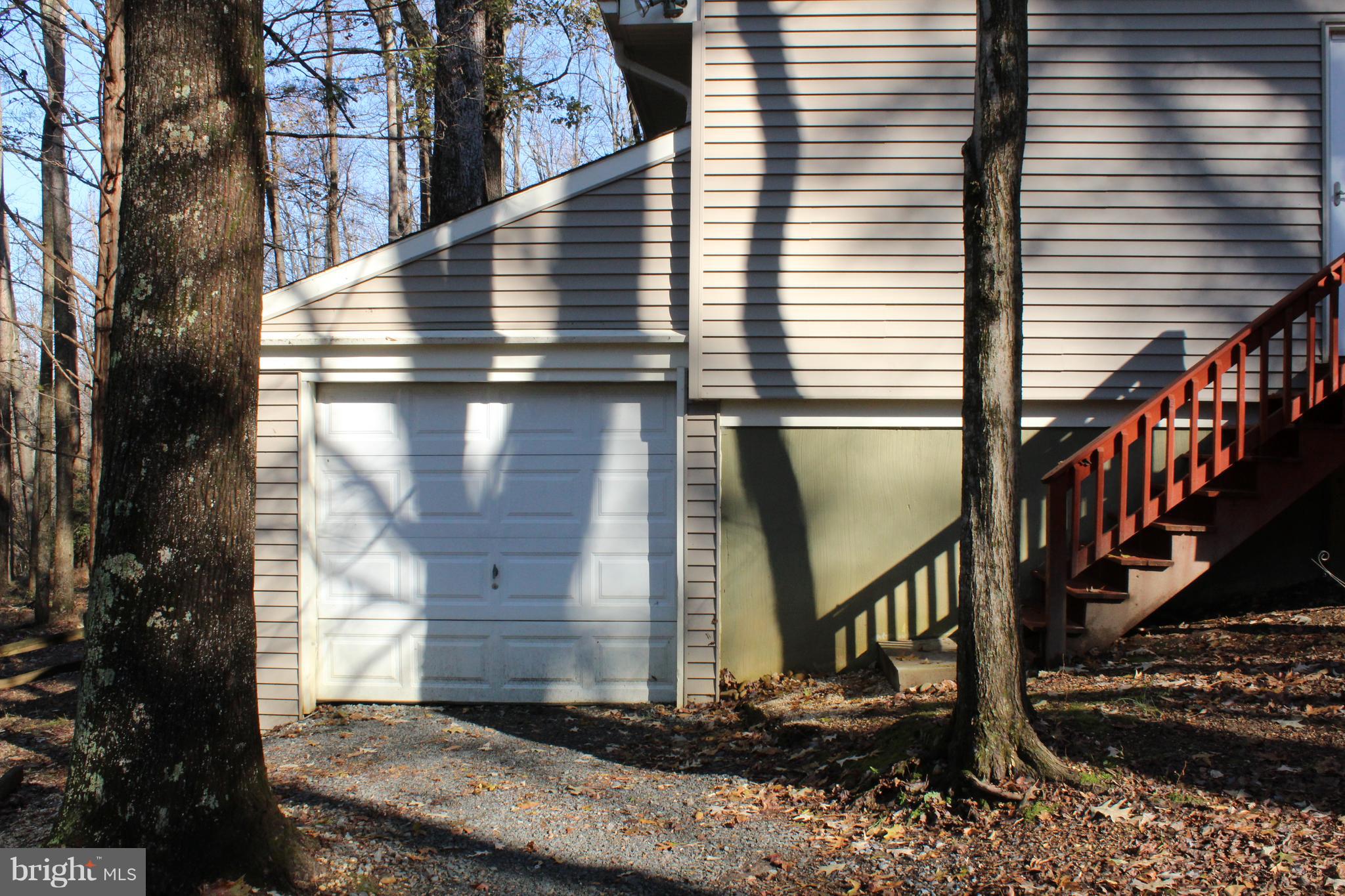 7760 Estevez Road La Plata, MD 20646 - Photo 85 of 89 Garage of guest hosue