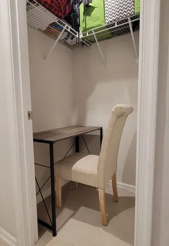 $3,400 | 45 Nicholas Drive West, Unit C, Des Plaines, IL 60016