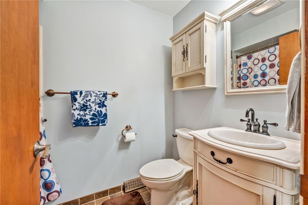212 Wises Grove Road New Brighton, PA 15066 - Photo 28 of 44 Full Bathroom in Hallway
