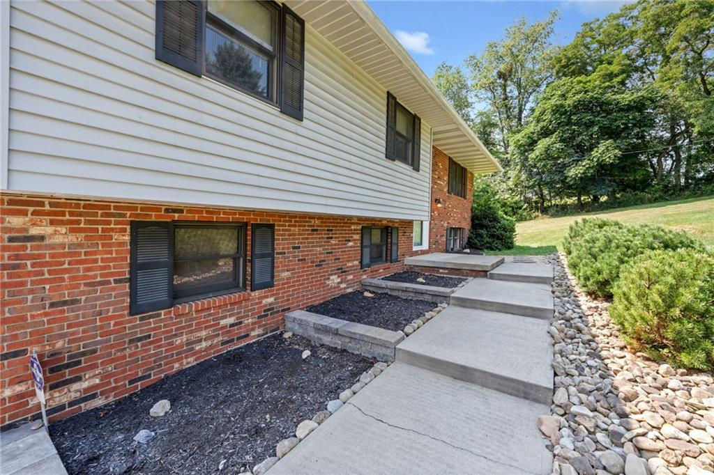212 Wises Grove Road New Brighton, PA 15066 - Photo 3 of 44 Gallery Image 3