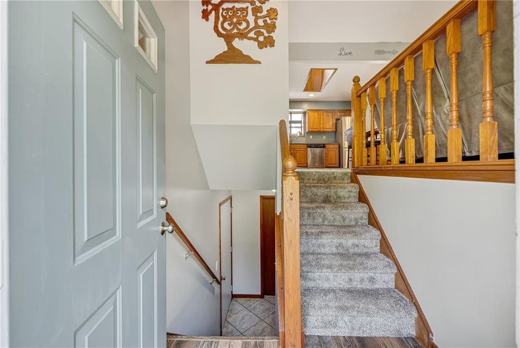 212 Wises Grove Road New Brighton, PA 15066 - Photo 4 of 44 Gallery Image 4