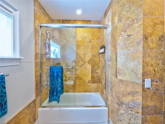 $3,290,000 | 1229 Sorolla Avenue, Coral Gables, FL 33134