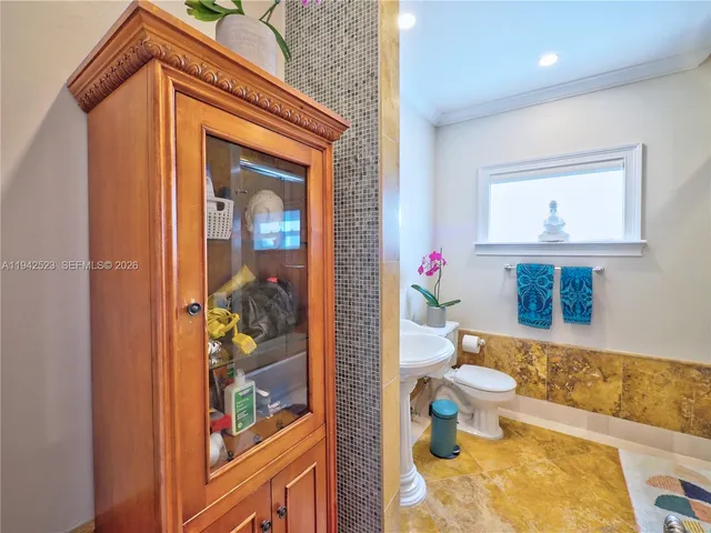 $3,290,000 | 1229 Sorolla Avenue, Coral Gables, FL 33134