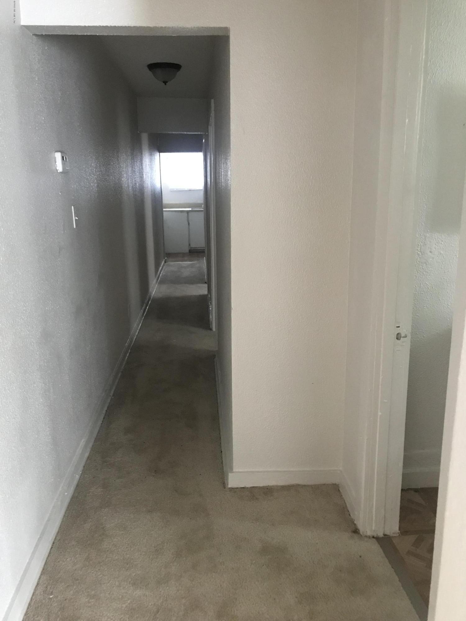 5606 Moncrief Road Jacksonville, FL 32209 - Photo 16 of 26 a view of hallway