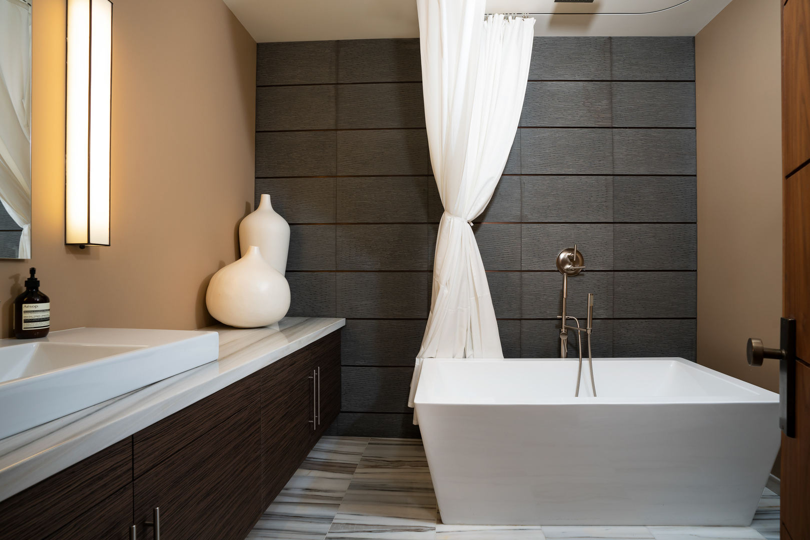 175 East Delaware Place, Unit 9210 Chicago, IL 60611 - Photo 40 of 66