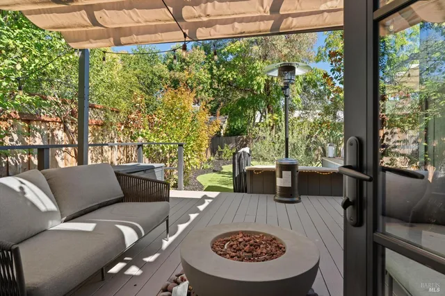 $1,050,000 | 18445 1st Avenue, Sonoma, CA 95476