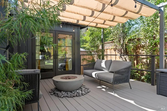 $1,050,000 | 18445 1st Avenue, Sonoma, CA 95476