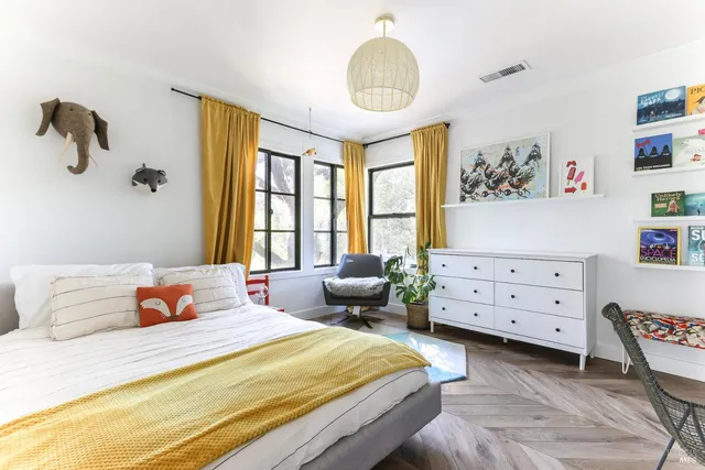 $1,050,000 | 18445 1st Avenue, Sonoma, CA 95476