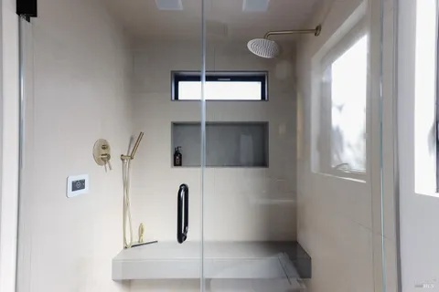 $1,050,000 | 18445 1st Avenue, Sonoma, CA 95476