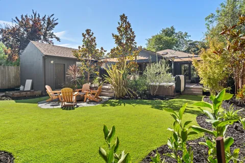 $1,050,000 | 18445 1st Avenue, Sonoma, CA 95476