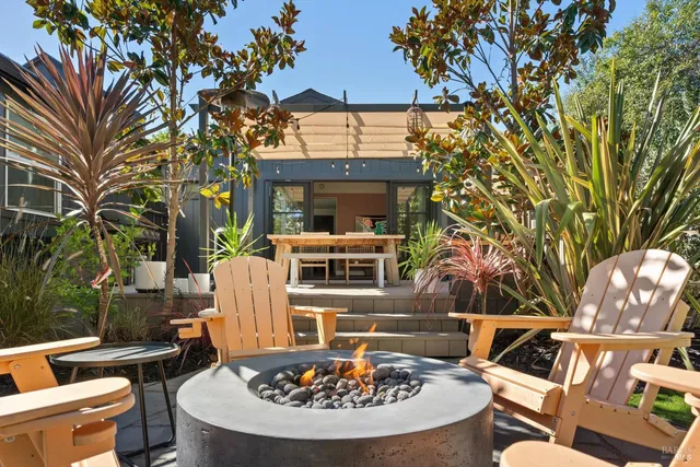 $1,050,000 | 18445 1st Avenue, Sonoma, CA 95476