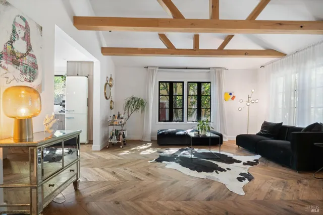 $1,050,000 | 18445 1st Avenue, Sonoma, CA 95476