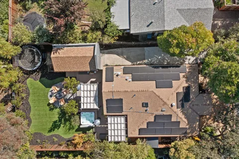 $1,050,000 | 18445 1st Avenue, Sonoma, CA 95476