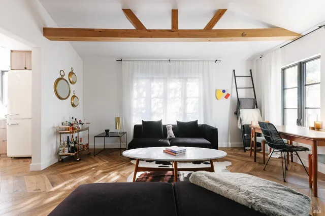 $1,050,000 | 18445 1st Avenue, Sonoma, CA 95476