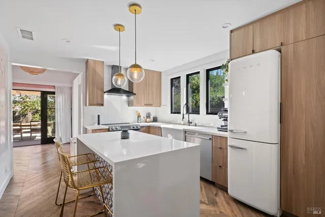 $1,050,000 | 18445 1st Avenue, Sonoma, CA 95476