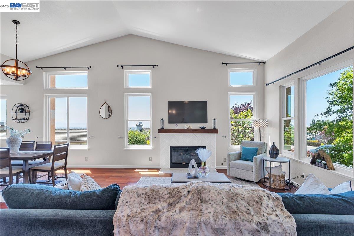 2433 Fox Ridge Drive Castro Valley, CA 94546 - Photo 23 of 76