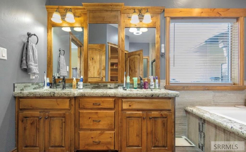 5465 Rio Seco Drive Idaho Falls, ID 83406 - Photo 19 of 36