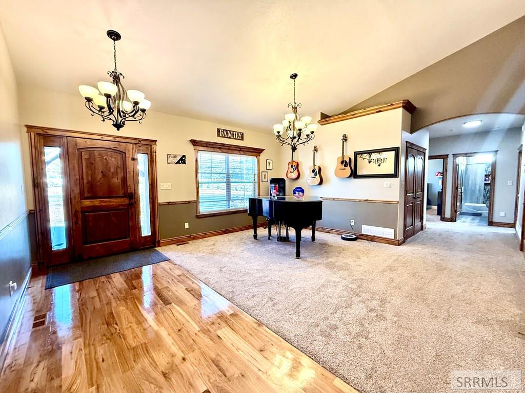 5465 Rio Seco Drive Idaho Falls, ID 83406 - Photo 4 of 36